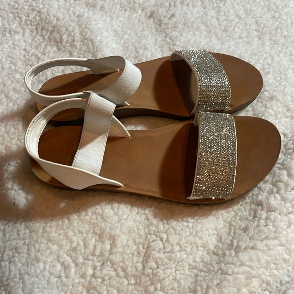 Capelli sparkle sandals size 6